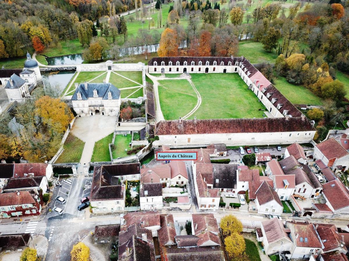Aupres Du Chateau Tanlay Экстерьер фото