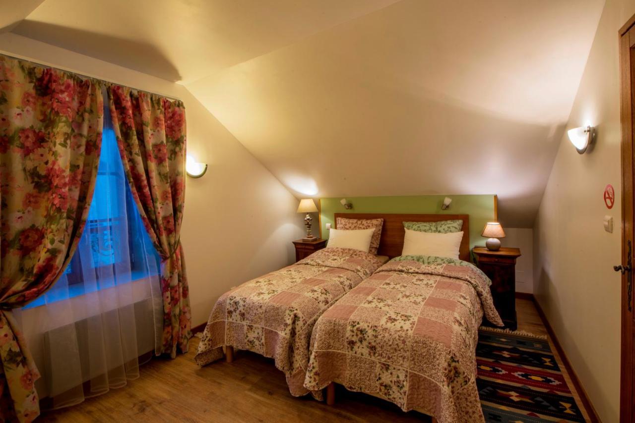 Aupres Du Chateau Tanlay Экстерьер фото