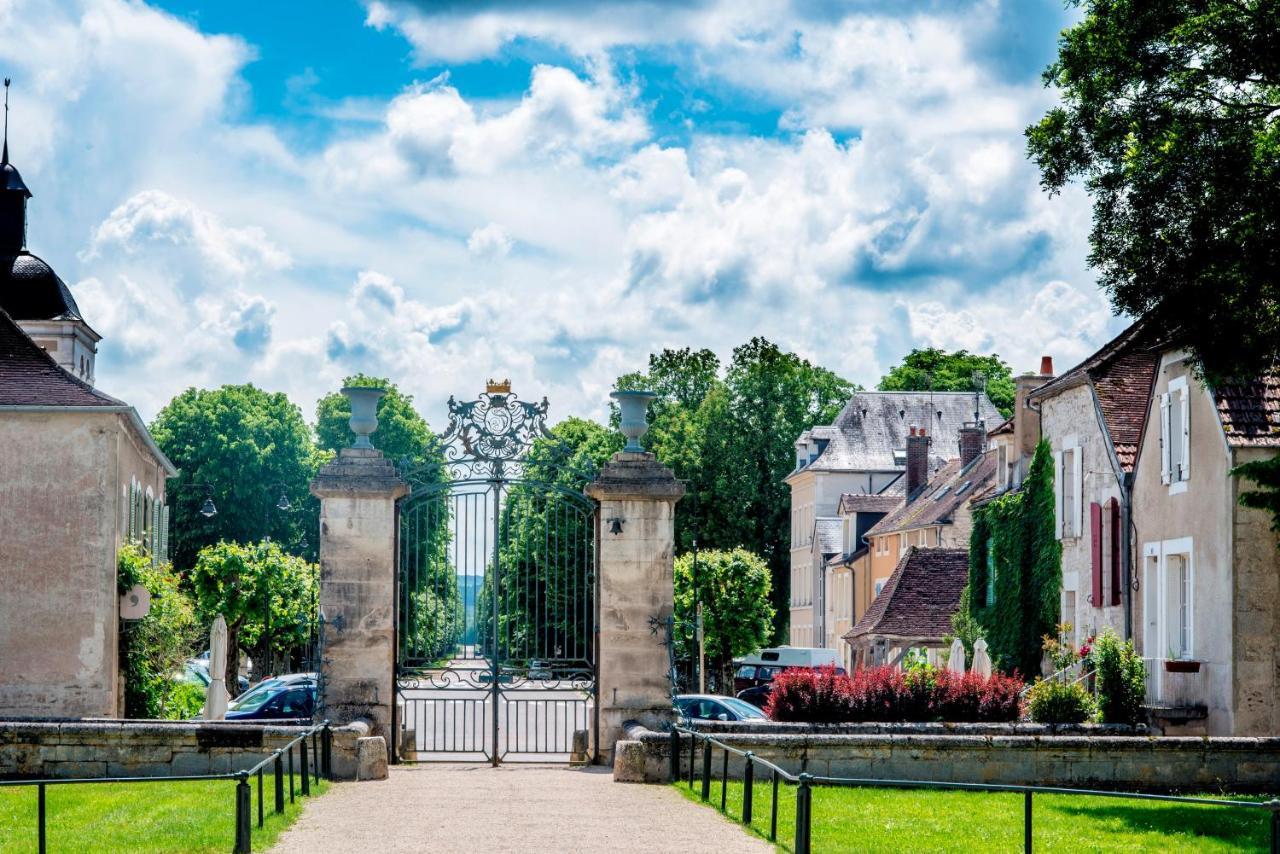 Aupres Du Chateau Tanlay Экстерьер фото